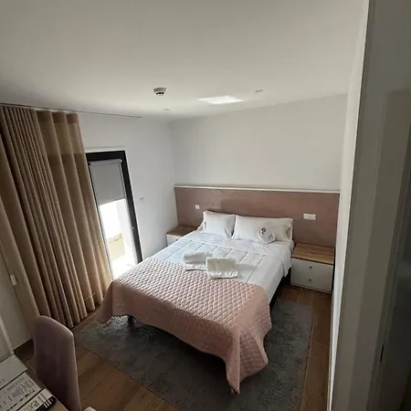 Solar De Sao Pedro Inn Monção