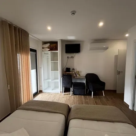 Solar De Sao Pedro Inn *