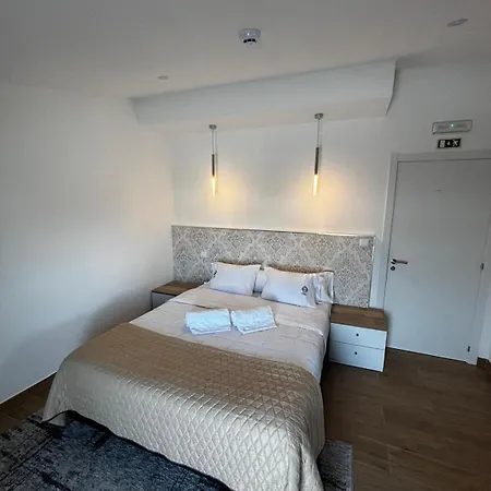 Solar De Sao Pedro Inn Monção