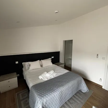 Solar De Sao Pedro Inn *