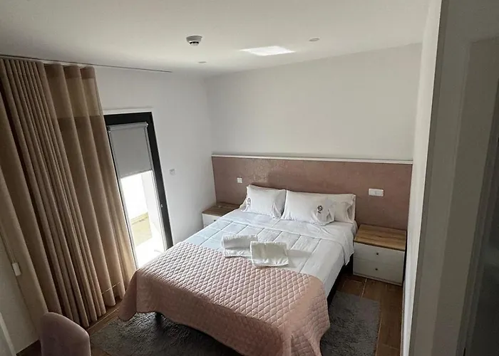 Solar De Sao Pedro Gasthof Monção